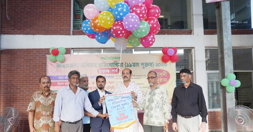 ঢাকা উত্তর সিটির ফুটপাতে গড়ে উঠা অনুমোদনবিহীন পুলিশবক্স উচ্ছেদ