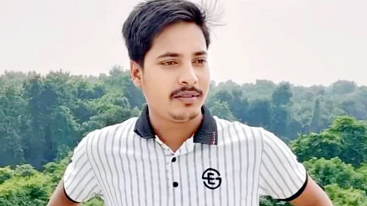 ফেসবুক লাইভে বাঁচার আকুতি, সুমনের মৃত্যু ঘিরে রহস্য!