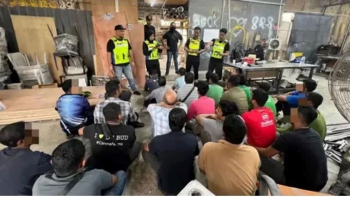 প্রবাসে বাংলাদেশি ১০ ভুয়া চিকিৎসক গ্রেপ্তার