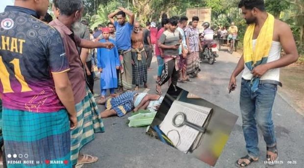 ঝিনাইদহে বাসের ধাক্কায় প্রাণ গেলো ভ্যান চালকের 