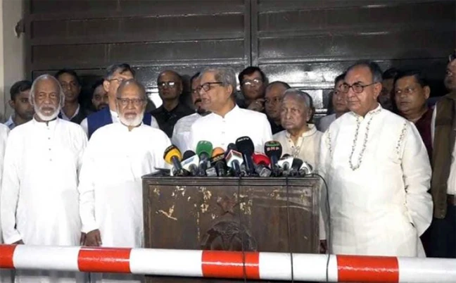 নেত্রীর সঙ্গে দেখা আমাদের প্রেরণা দেয়’—ঈদ রাতে ফিরোজায় বিএনপি নেতারা