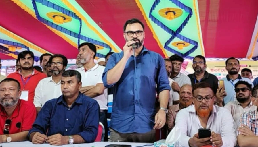 ১৭ বছরের আওয়ামী জুলুম ভুলে গেলে চলবে না: আমিনুল হক