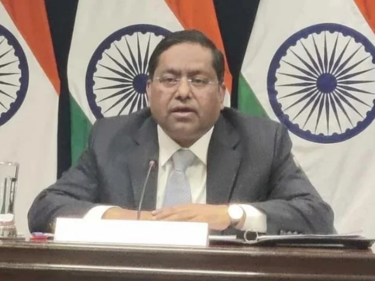 চীন-পাকিস্তানের সঙ্গে বৈঠকে ঢাকার ভূমিকা নিয়ে সতর্ক নয়াদিল্লি: ‘নিবিড় নজর’ রাখছে ভারত