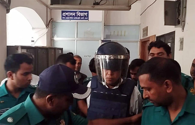 ক্ষমতার লোভে শেখ মুজিবও কারচুপি করেছিলেন, আদালতে হাবিবুল আউয়াল
