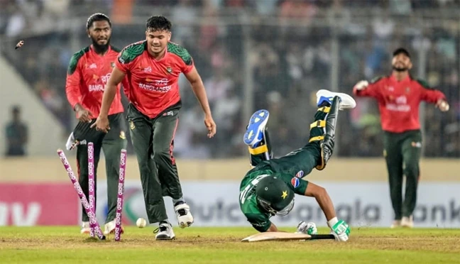 তাসকিন-মুস্তাফিজদের বিধ্বংসী বোলিংয়ে ৭ উইকেটের দাপুটে জয়