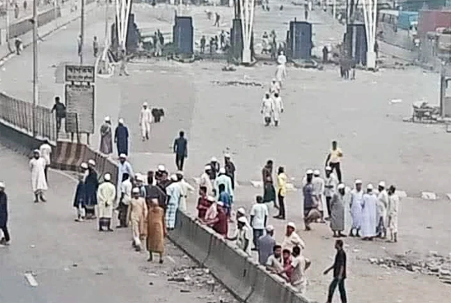 সোমবার ‘মাদ্রাসা রেজিস্ট্যান্স ডে’, প্রদর্শন হবে ‘সাদা জোব্বা, লাল রক্ত’