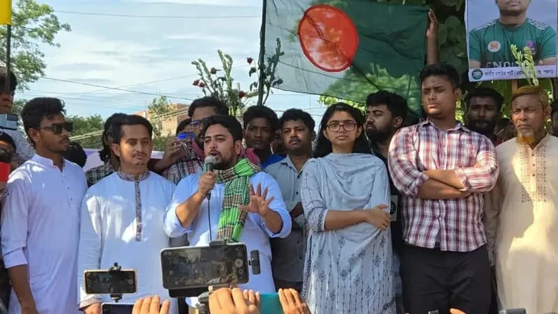 দে‌শের রাজনী‌তি‌তে এনসিপি কি 'মব' দিয়ে প্রভাব বিস্তার করতে চায়?