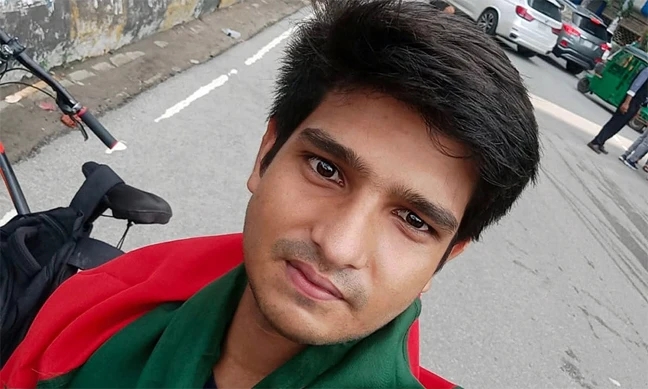 টিকটক প্রেমের পরিণতি: স্ত্রীকে নিতে গিয়ে কলেজছাত্রের মৃত্যু, পরিবারের অভিযোগ পরিকল্পিত হত্যা