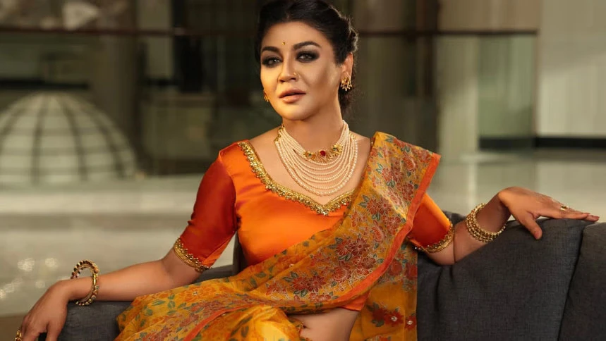 বহু বছর ধরে প্রেমে, কিন্তু বিয়েতে ভয় — ব্যক্তিগত জীবন নিয়ে মুখ খুললেন জয়া আহসান