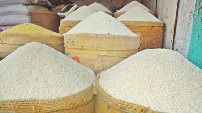 চট্টগ্রামে চালের বাজারে অস্থিরতা কাটেনি, পাইকারিতে দাম কিছুটা কমলেও খুচরায় প্রভাব নেই