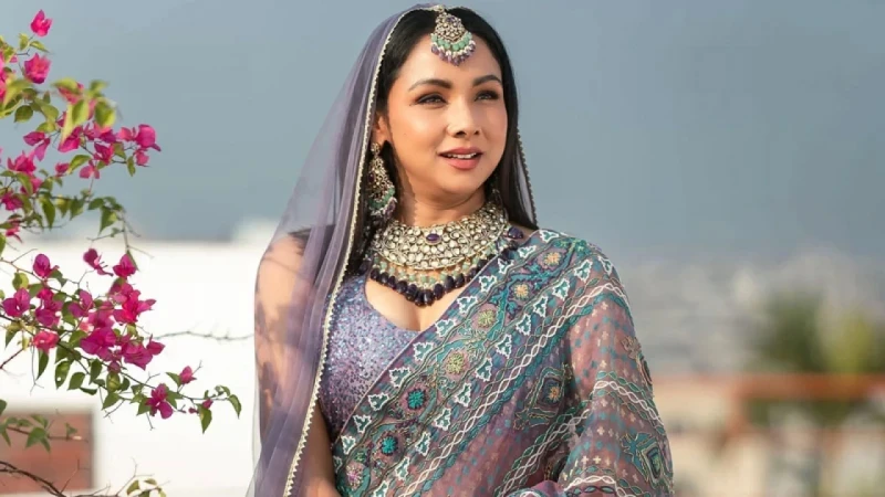 যৌ.নকর্মীর চরিত্রে অভিনয় আমাকে মননশীল করেছে: রুনা খান