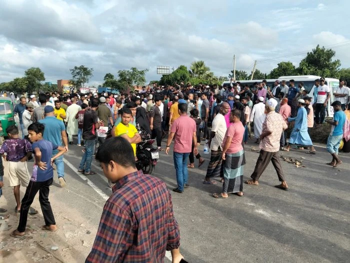 কুমিল্লায় বিদেশ থেকে ছুটিতে এসে সড়ক দুর্ঘটনায় প্রাণ হারালেন আবুল হাসান