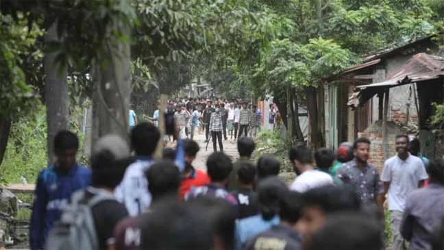 আবারও চট্টগ্রাম বিশ্ববিদ্যালয়ে শিক্ষার্থী ও স্থানীয়দের মধ্যে সংঘর্ষ