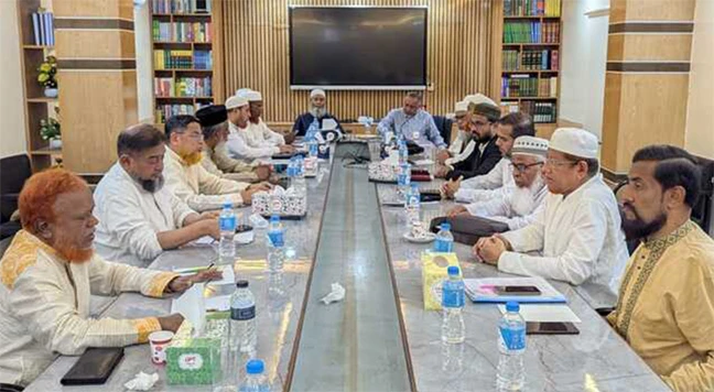 কেন্দ্রীয় নেতাদের নিয়ে জরুরি বৈঠকে জামায়াত