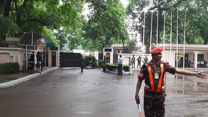 জামায়াতে ইসলাম সঙ্গে বৈঠক  শেষ, এনসিপির সঙ্গে বৈঠকে বসবেন প্রধান উপদেষ্টা 