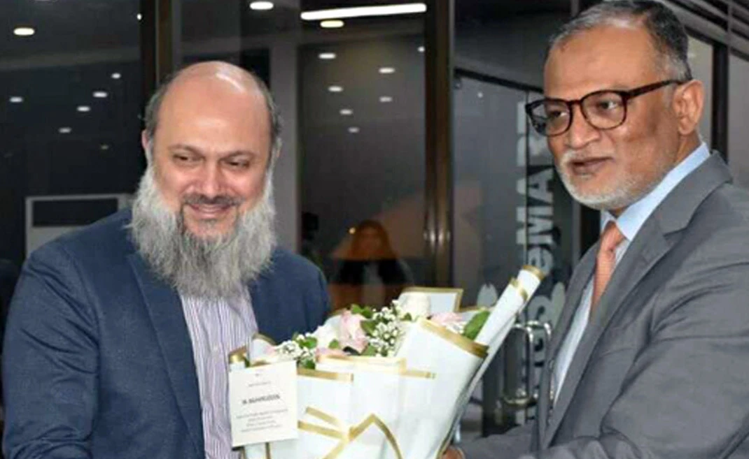 চারদিনের সফরে ঢাকায় পাকিস্তানের বাণিজ্যমন্ত্রী