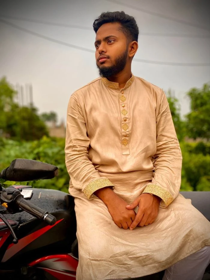 ফরিদপুরে ৩ দিনেও খোঁজ মিলেনি কলেজ ছাত্র রেদোয়ানের