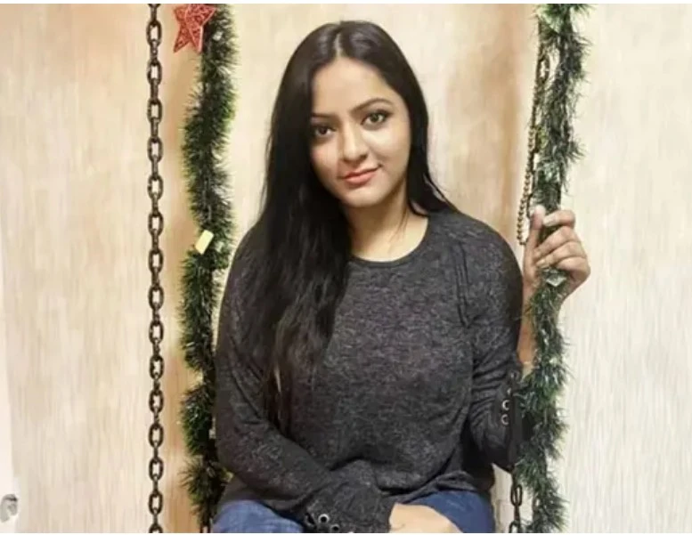 কলকাতায় গ্রেপ্তার বাংলাদেশি মডেল শান্তার কাছে ভারতীয় আধার কার্ড ও ভোটার আইডি পাওয়া গেছে