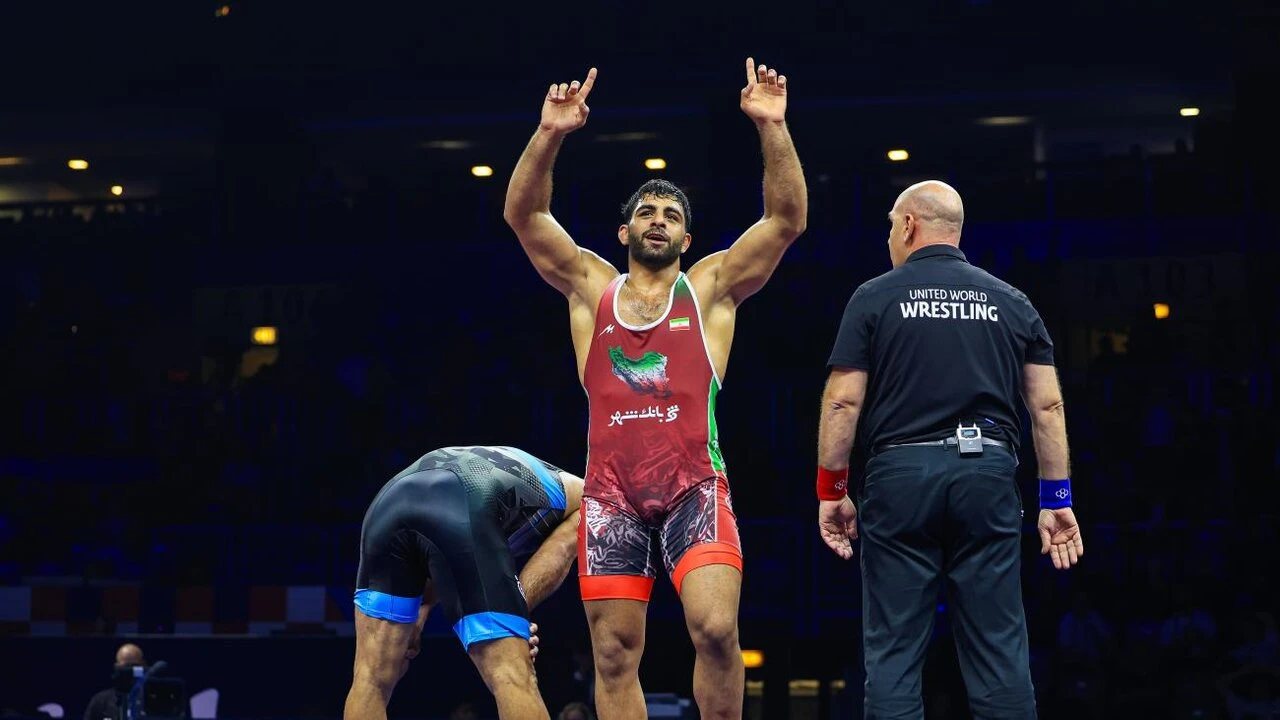 সারাভির চার বছরের অপেক্ষার অবসান: আবারও বিশ্ব চ্যাম্পিয়ন