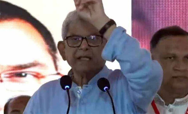 আমরা উড়ে এসে জুড়ে বসিনি, লড়াই করে গড়ে উঠেছি’: মির্জা ফখরুল