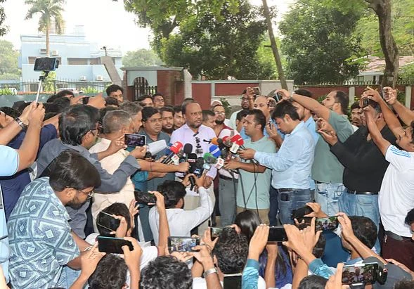পোষ্য কোটা স্থগিত, সিন্ডিকেটের জরুরি সভায় সিদ্ধান্ত বহাল