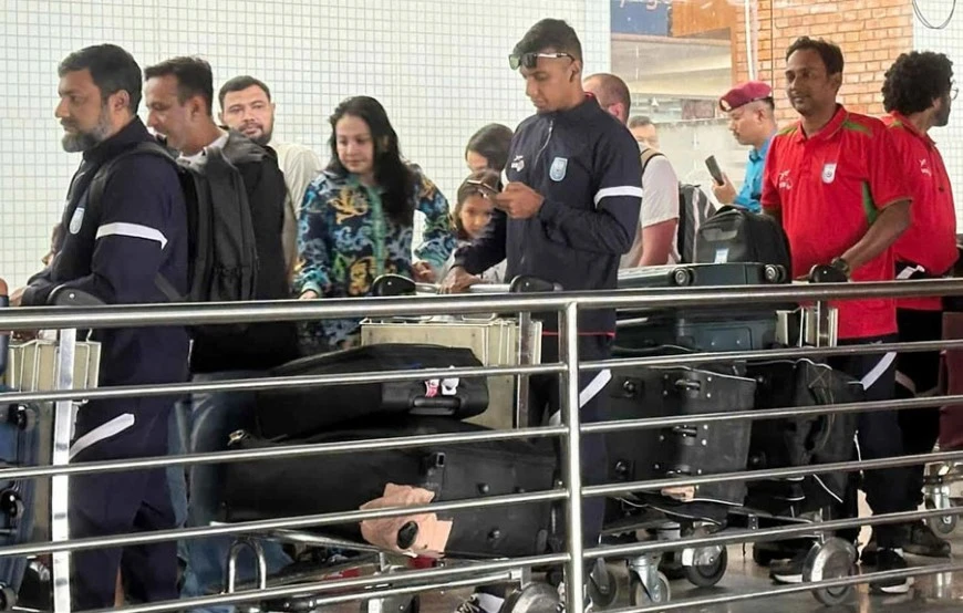 অবশেষে নেপালের বিমানবন্দরে জামালরা, ফিরছেন দেশে