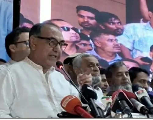 ছাত্রশিবির-সমর্থিত প্রার্থীদের জয়ের পেছনে ‘তলেতলে আঁতাতের’ অভিযোগ তুলেছেন মির্জা আব্বাস 