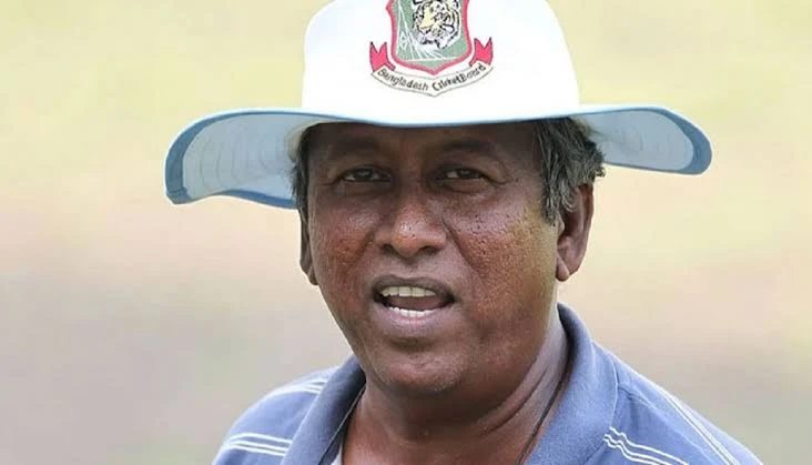 ১৫ বছর পর মিরপুর স্টে‌ডিয়াম থেকে গামিনী ডি সিলভা‌কে স‌রি‌য়ে দি‌লো বি‌সি‌বি