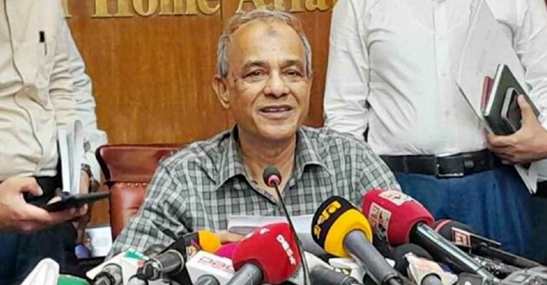 ডাকসু-জাকসু নির্বাচন হবে জাতীয় নির্বাচনের মডেল: স্বরাষ্ট্র উপদেষ্টা