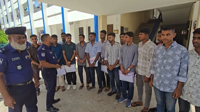 মেধা ও যোগ্যতায় মাহিন্দ্রা ও ট্রাক চালক বাবার স্বপ্ন পূরণের সারথি ওঁরা