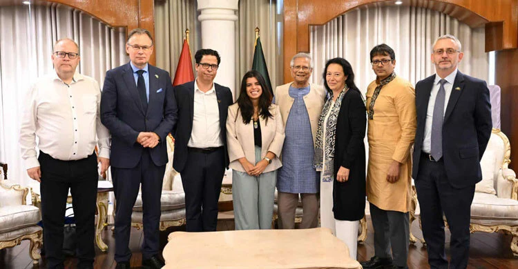 কিছু মহল এখনো নির্বাচন পিছিয়ে দেওয়ার চেষ্টা করছে: প্রধান উপদেষ্টা