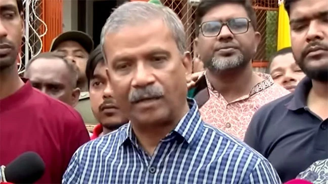 নির্বাচনের আগেও নয়, ভবিষ্যতেও আওয়ামী লীগের নিষেধাজ্ঞা উঠছে না: আসিফ নজরুল