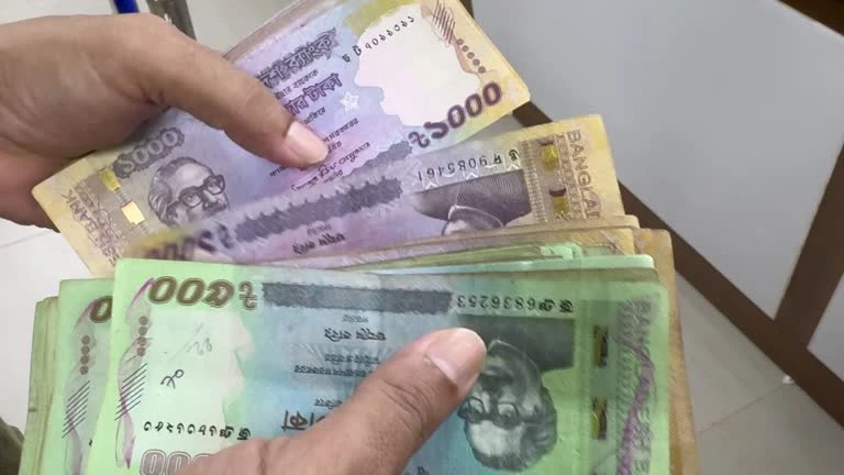 আমানত সুরক্ষা অধ্যাদেশ ২০২৫’ জারি: ব্যাংক বন্ধ হলেও তাৎক্ষণিক যত টাকা পাবেন গ্রাহক