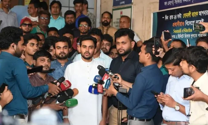 হঠাৎ যেভাবে ধানমন্ডির ভোটার হলেন আসিফ মাহমুদ