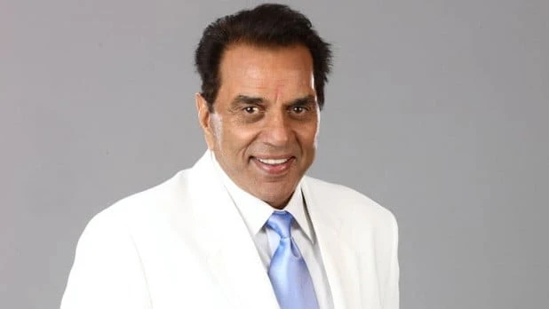 ধর্মেন্দ্রর পরিবার যে কারণে মৃত্যুর খবর কাউকে জানায়নি