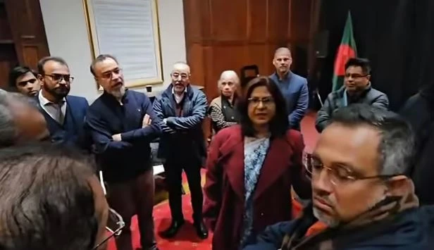 যুক্তরাজ্যে বাংলাদেশ সেন্টারের সভা করতে এসে নাজেহাল হাইকমিশনার আবিদা ইসলাম