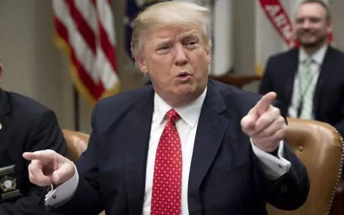 কেন বিবিসির বিরুদ্ধে ট্রাম্পের মানহানি মামলা ঝুঁকিপূর্ণ হতে পারে