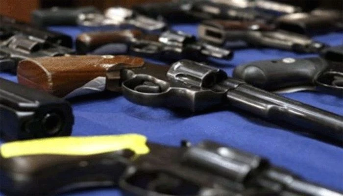 সীমান্ত পথে দেশে ঢুকছে অস্ত্র, একের পর এক অভিযানেও মিলছে বিপুল আগ্নেয়াস্ত্র ও কারখানা!