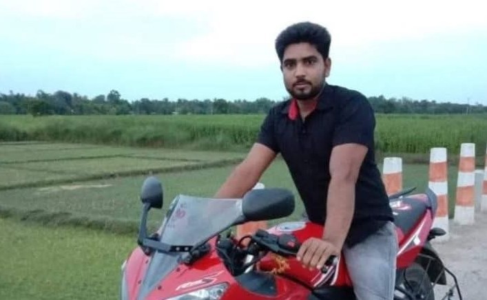 গণপিটুনিতে ‘সম্রাট বাহিনী’র প্রধান সম্রাট নিহত, অস্ত্রসহ সহযোগী আটক