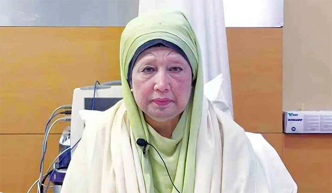 খালেদা জিয়াকে ঘিরে রাজনৈতিক অঙ্গনে উৎকণ্ঠা—এভারকেয়ারে নজর সবার