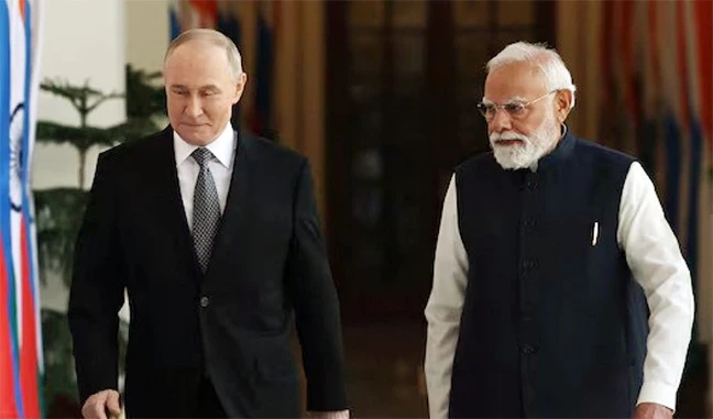 মোদিকে যে প্রতিশ্রুতি দিলেন পুতিন