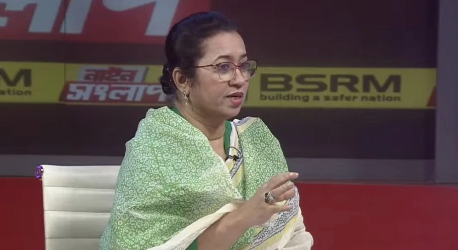 হাদিকে নিয়ে নিলুফার মনির বিতর্কিত মন্তব্য, সোশ্যাল মিডিয়া তোলপাড় (ভিডিও)