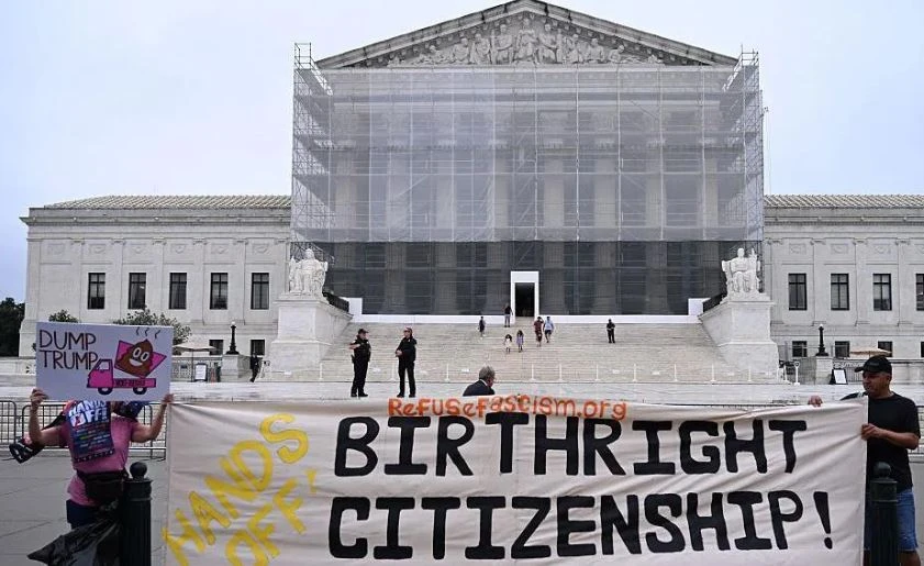জন্মসূত্রে নাগরিকত্ব চ্যালেঞ্জ মামলার শুনানিতে সম্মত মার্কিন সুপ্রিম কোর্ট