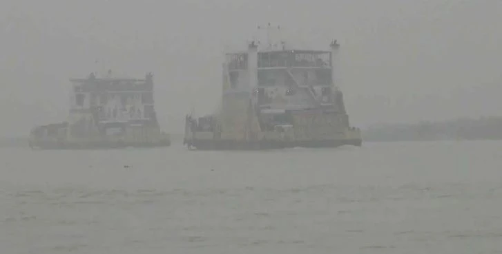 পরবর্তী ৫ দিনে ঘন কুয়াশার শঙ্কা: বিমান–নৌ–সড়ক চলাচলে সতর্কতা