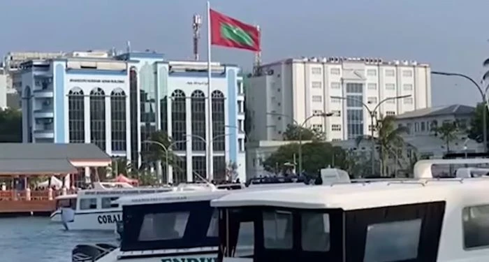 অবৈধ প্রবাসীদের বৈধ হওয়ার সুযোগ দিলো মালদ্বীপ