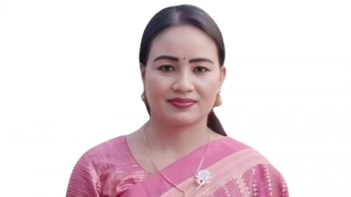 ইসির বিশেষ বিবেচনায় প্রার্থিতা ফিরে পেলেন আদিবাসী প্রার্থী জিরুনা ত্রিপুরা