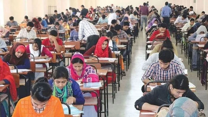 ৫০তম বিসিএস প্রিলিমিনারি পরীক্ষা আজ: ১৯০ কেন্দ্রে অংশ নিচ্ছেন প্রায় ৩ লাখ পরীক্ষার্থী