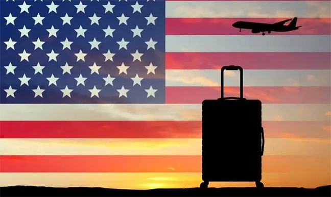 যুক্তরাষ্ট্রের অভিবাসন ভিসা স্থগিতে যেসব সমস্যার মুখোমুখি হতে পারেন প্রবাসী বাংলাদেশিরা