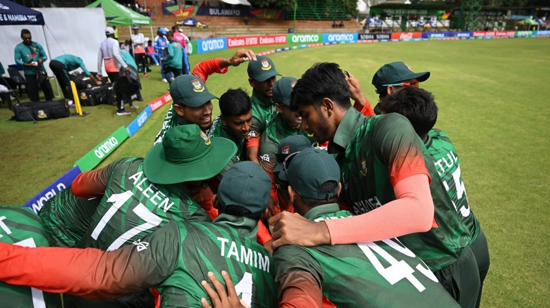 বৃষ্টিতে ভাসল ম্যাচ, কঠিন সমীকরণের সামনে বাংলাদেশ যুবারা