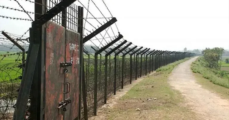 চাঁপাইনবাবগঞ্জ সীমান্তে বিএসএফের ‘নির্যাতনে’ যুবক নিহত